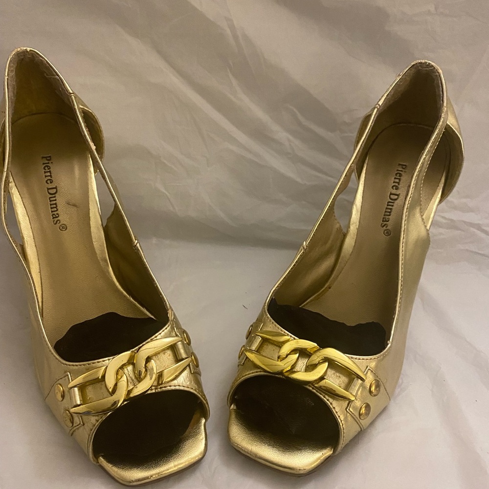 Women’s Pierre Dumas Gold Size 9
